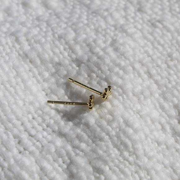 Sterling Silver Dainty Gold Flower Stud Earrings - Picture 5 of 8